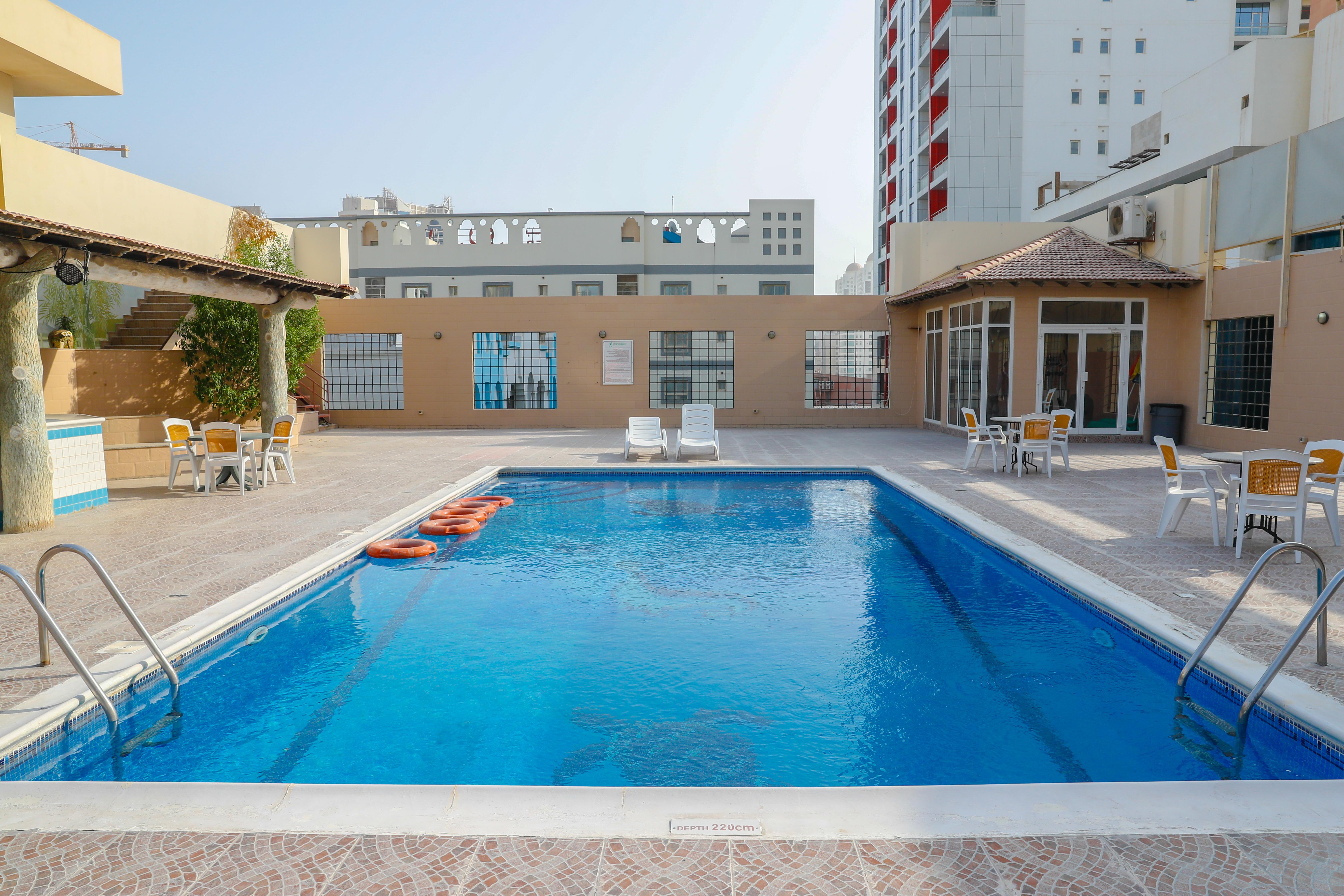 Taj Plaza Hotel Manama Exterior photo