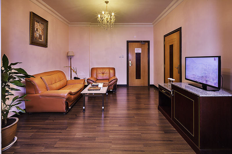 Taj Plaza Hotel Manama Exterior photo