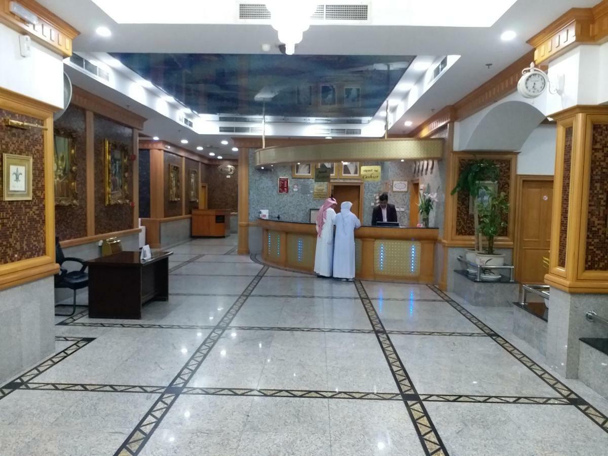 Taj Plaza Hotel Manama Exterior photo